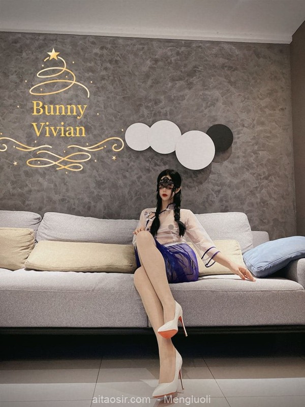 推特@反差婊@网红@爱丝袜的Vivian姐之尺度定制作品合集(258P/23V/4.57GB) COSPLAY-第21张