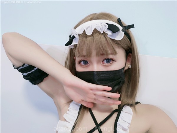 【粉嫩推荐】推特@极品网红女神@白袜袜格罗丫之猫儿捆绑 女仆(1V/184MB) COSPLAY-第1张