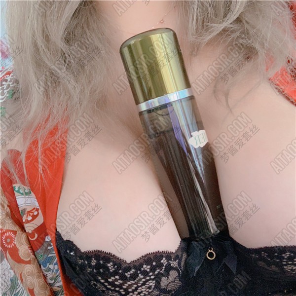 高三巨乳娘福利姬@HANHAN 尺度私拍合集(53P/1V/306MB) 三次元-第1张