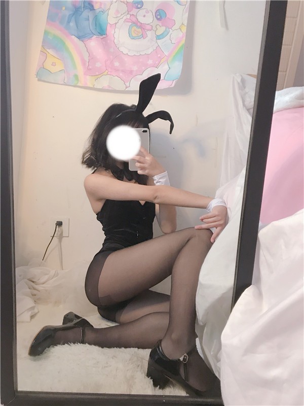 【推荐级小可爱】网红少女@福利姬@黑川鹤子之兔女郎(30P+3V-288MB) COSPLAY-第2张