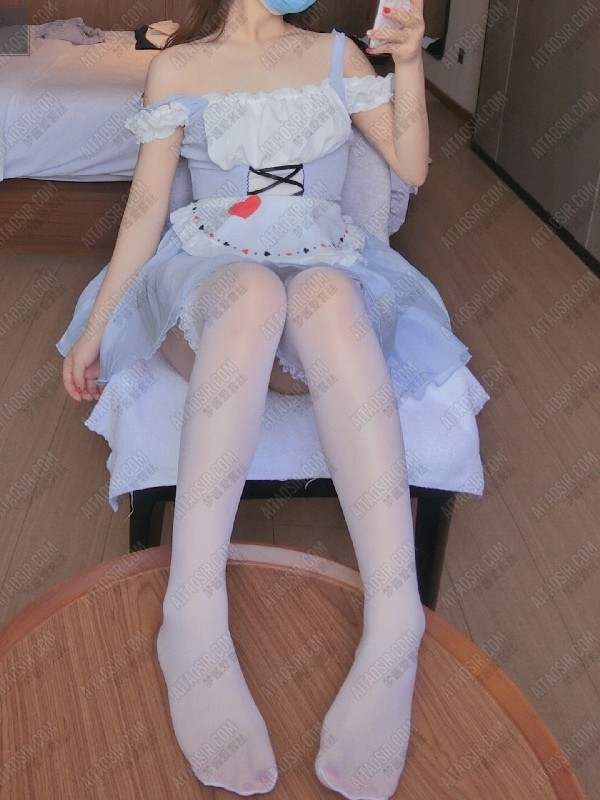 网红少女@洛美之等待主人的小女仆(1V/24P/211MB) COSPLAY-第3张