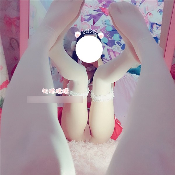 【极品推荐】极品粉穴@福利姬@微博网红@奶猫糯糯(糯糯酱)之最爱红色小短裙 粉嫩小PP(41P/3V/123MB) COSPLAY-第2张