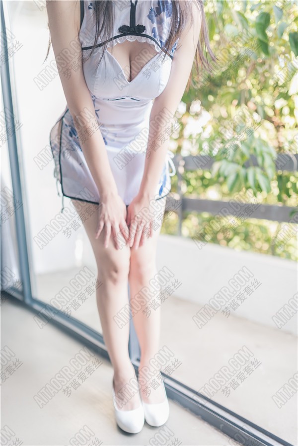 软软酱M之旗袍&湿身露出(60P/274MB) COSPLAY-第7张