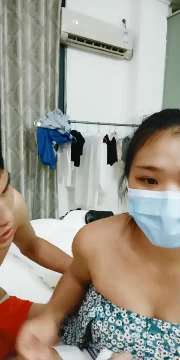 一坊美女银荡小表妹一多房啪.啪大绣20200825