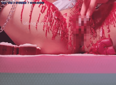 【推特 恩宝】极品F奶 超级巨乳 蜡烛滴逼 滴满逼毛 紫薇