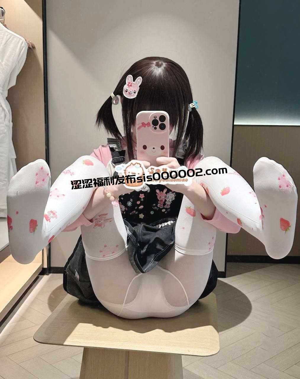 【新】幼萝喵瓜(幼萝酱)-[188门槛] 12分钟 [足交] 合法萝莉超嫩福利姬福利订阅【186P+23V】【1.01G百度云】