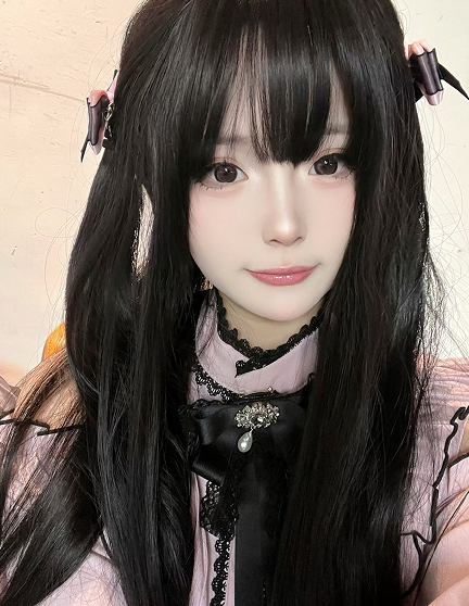 洛宝 – 新作 [完整版] 9分钟 白虎福利姬 女仆自慰 [63P1V-859M]