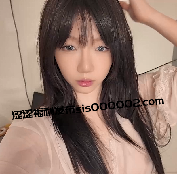 纯欲高潮脸混血福利姬【aryminh】露脸性爱合集